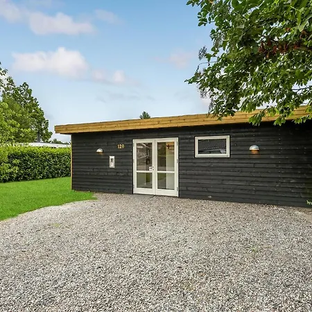 Laerkemose Iv * Skovbyballe