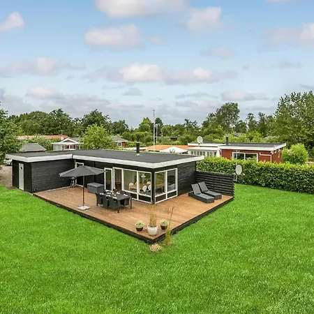 Holiday home 3 Bedroom Awesome In Sydals