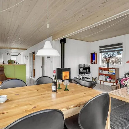 בית נופש Laerkemose Iv